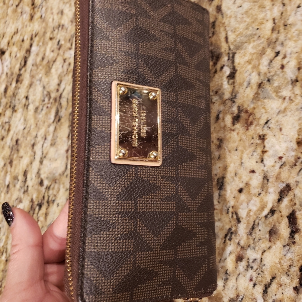 Michael Kors wallet